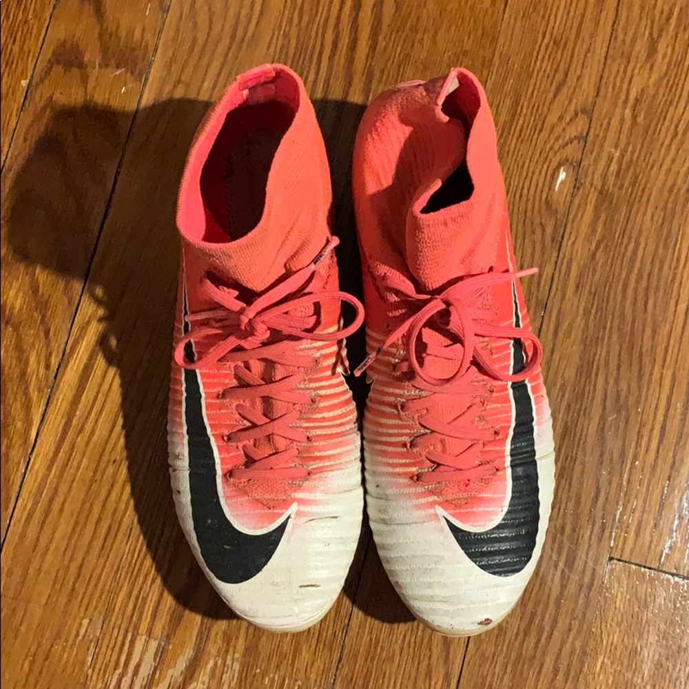 Soccer cleats mercurial